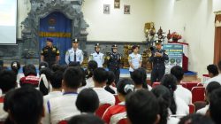 Imigrasi Singaraja Bersama Taruna Poltekimipas Edukasi Ratusan Pelajarmelalui Program Si Raja Cerdas