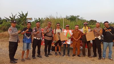 Semarak HUT RI ke-81, Polsek Buduran Bersama Pemdes Sidokerto Gelar Lomba Layang-Layang