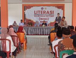 Anggota DPR RI Fraksi Golkar Afrozi Alam Sosialisasi WHO di Desa Kalicinta