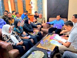 Puluhan Kades Lampura Tolak Pemangkasan ADD Rp16 Miliar, Minta Perbup 64/2026 Dikaji Ulang