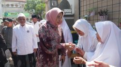 Hadiri Khususiyah Kubro dan Pelantikan DPD ITQON, Wabup Mimik Ajak Ulama dan Ormas Perkuat Sinergi Bangun Sidoarjo