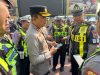 Cegah Pelanggaran, Wakapolresta Sidoarjo Periksa Handphone Anggota