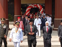 Peringati HUT Kemerdekaan ke-81, Ketua DPRD Kabupaten Blitar Mendapat Kehormatan Membaca Teks Proklamasi