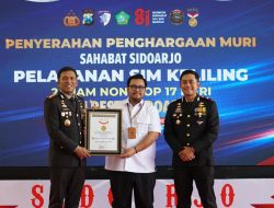 SIM Keliling Sahabat Sidoarjo 24 Jam Nonstop Raih Rekor MURI, Catat Pelayanan SIM Keliling Terlama