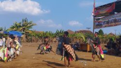 LSM Gempur Lampura Rayakan Kemerdekaan dengan Pertunjukan Kuda Kepang dan Doorprize