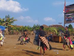LSM Gempur Lampura Rayakan Kemerdekaan dengan Pertunjukan Kuda Kepang dan Doorprize