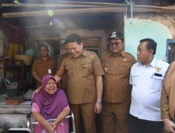 Bupati Sidoarjo Sidak RTLH di Sedati, Tiga Rumah Warga Kurang Mampu Segera Diperbaiki