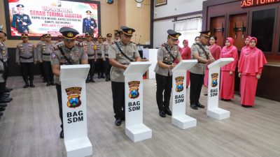 Kapolres Jombang Pimpin Upacara Sertijab Dua Kapolsek dan Kasihumas