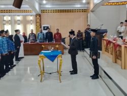 Bupati Lampura Lantik 16 Pejabat, Ini Nama dan Jabatan Barunya