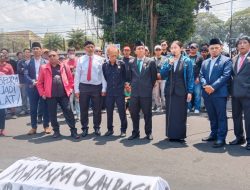 Puncak Krisis Kepercayaan: KONI Kota Blitar Long March ke DPRD dan Pemkot, Tuntutan Dana Hibah Berujung Adu Mulut