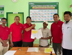 Perhutani KPH Bondowoso Tandatangani dan Serahkan PKS Agroforestry kepada LMDH Spirit Ijen dan LMDH Gunung Hijau