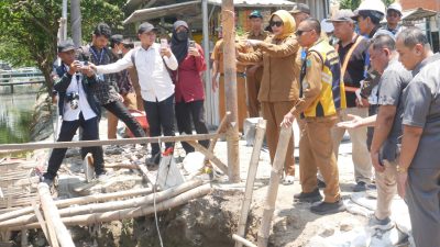 Progres Jembatan Candinegoro Baru 17 Persen, Wabup Mimik Soroti Keterlambatan 28 Persen