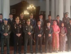 Wakil Ketua DPRD Kabupaten Mojokerto H. Khoirul Amin Mengikuti Upacara Peringatan Hari Kesakitan Pancasila