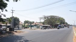 Persimpangan Jalan Depan Polsek Jabon Bakal Diperlebar, Bupati Sidoarjo Minta Segera Diperbaiki