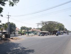 Persimpangan Jalan Depan Polsek Jabon Bakal Diperlebar, Bupati Sidoarjo Minta Segera Diperbaiki