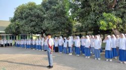 Upacara Bendera MAN 2 Sumbawa: Edukasi Kesehatan Remaja dan Pencegahan Anemia Bersama Puskesmas Moyo Hilir