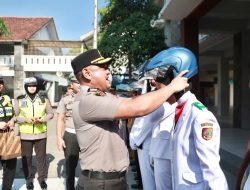 Melalui Program Quick Wins Polri, Kapolres Jember AKBP Alaiddin Kunjungi SMA Negeri 1 Jember