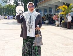 Kasatpol PP Bojonegoro Laela Nor Aeny Ajak Santri Bojonegoro Jaga Dengan Berbekal Ilmu Agam dan Umum untuk Kedamaian