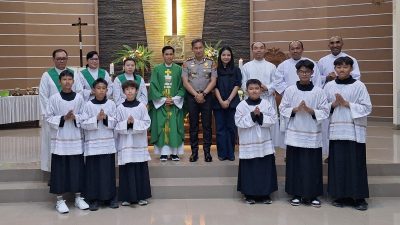 Program Minggu Kasih, Kapolres Blitar Kota Kunjungi Gereja Santa Maria Perkuat Sinergi Polisi–Masyarakat dan Redam Berita Hoaks
