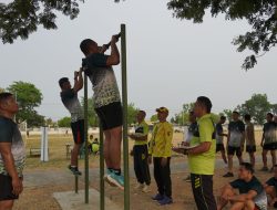 Uji Stamina di Bawah Terik Matahari, Ratusan Prajurit Kodim Bojonegoro Ikuti Garjas Periodik