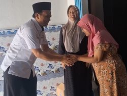 Wakil Ketua DPRD Kabupaten Mojokerto H. Khoirul Amin Lakukan Takziah dan Berikan Tali Asih Warga yang Meninggal Dunia