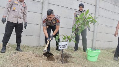 Green Policing Polresta Sidoarjo, Wujudkan Lingkungan Kerja yang Asri