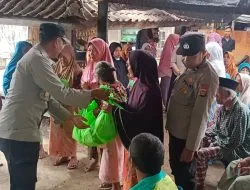 Polsek Pringgabaya Polres Lombok Timur Salurkan Bantuan Kepada Masyarakat Kurang Mampu