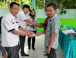 Pemdes Labuhan Ratu Pasar Salurkan BLT DD Tahap lll
